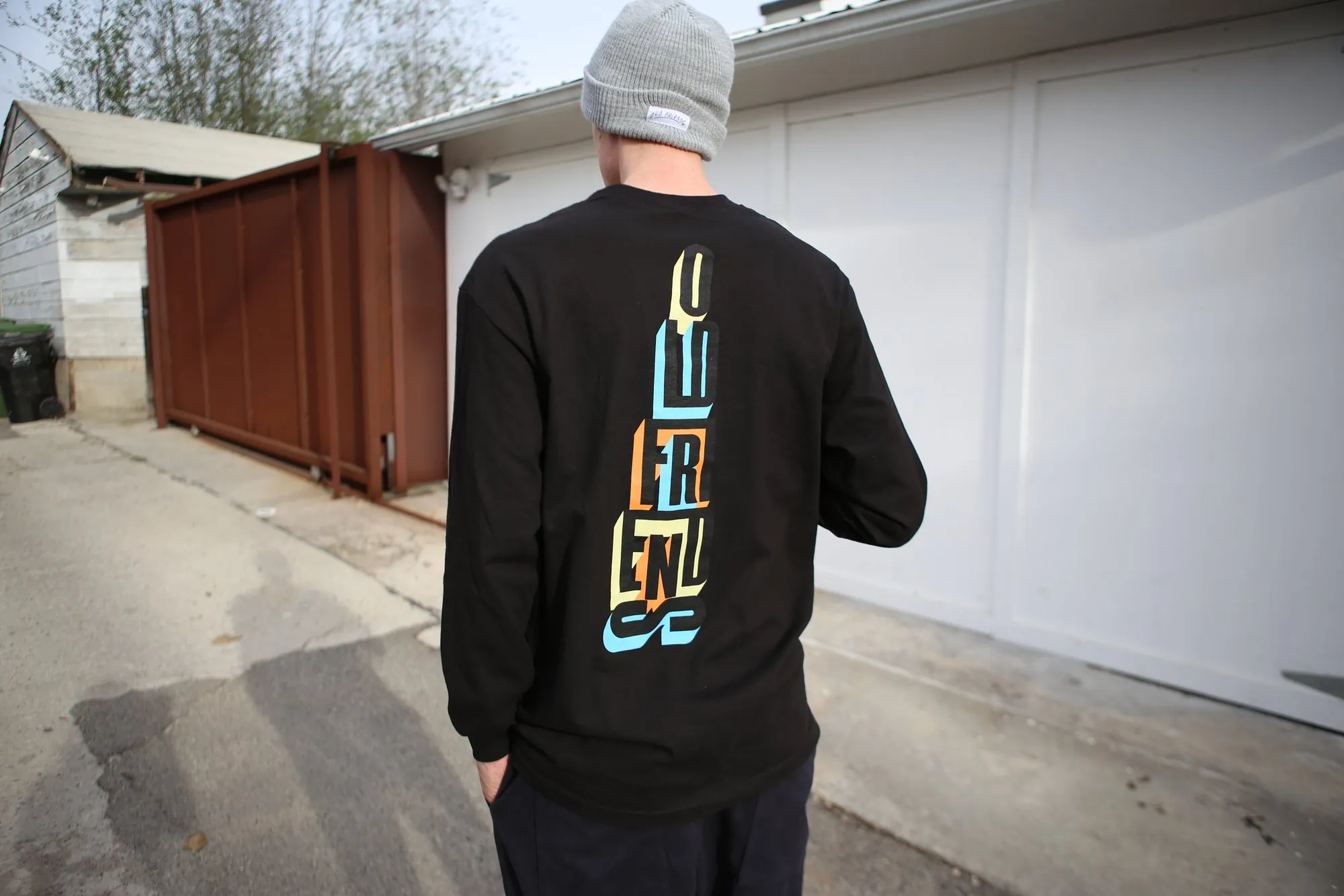 TOM — BACK GRAPHIC