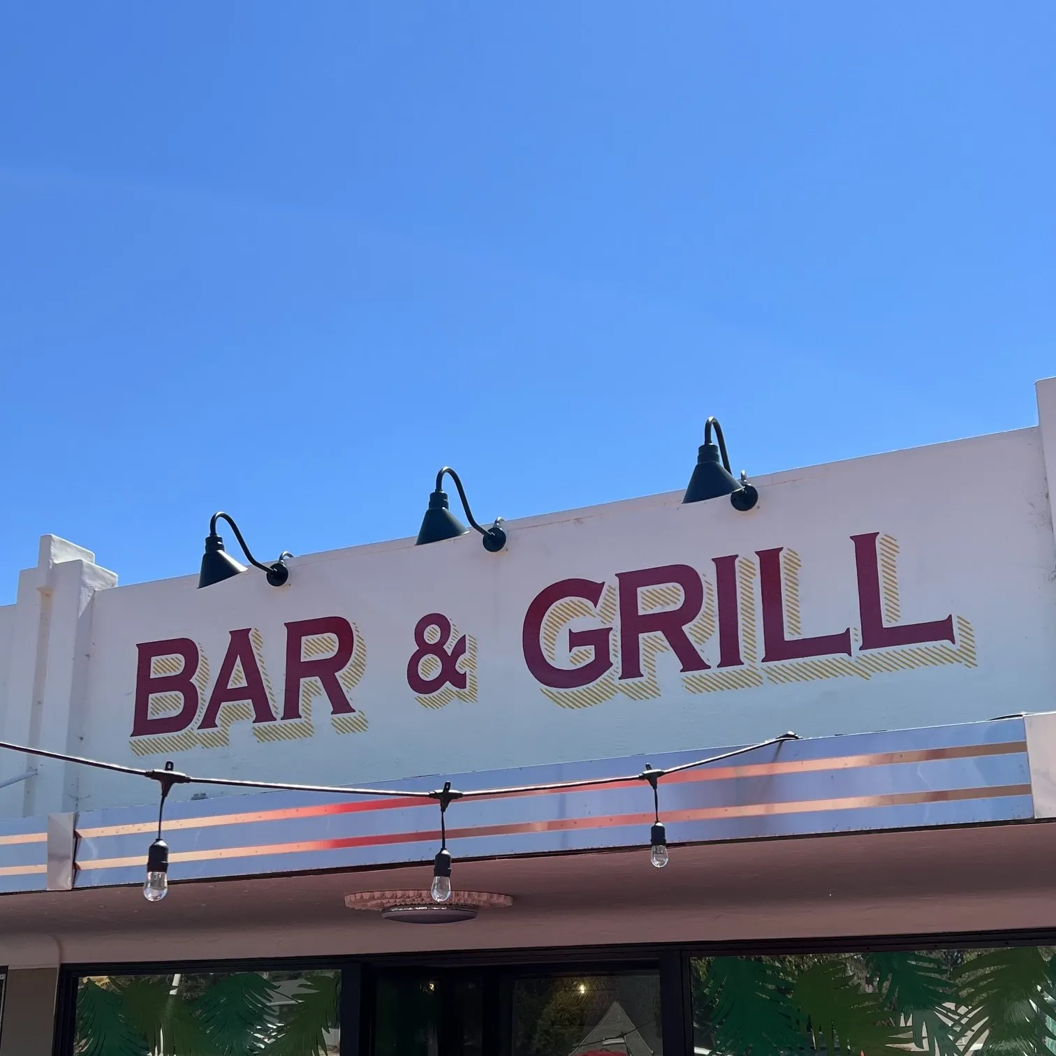 BAR & GRILL — EXTERIOR LETTERING