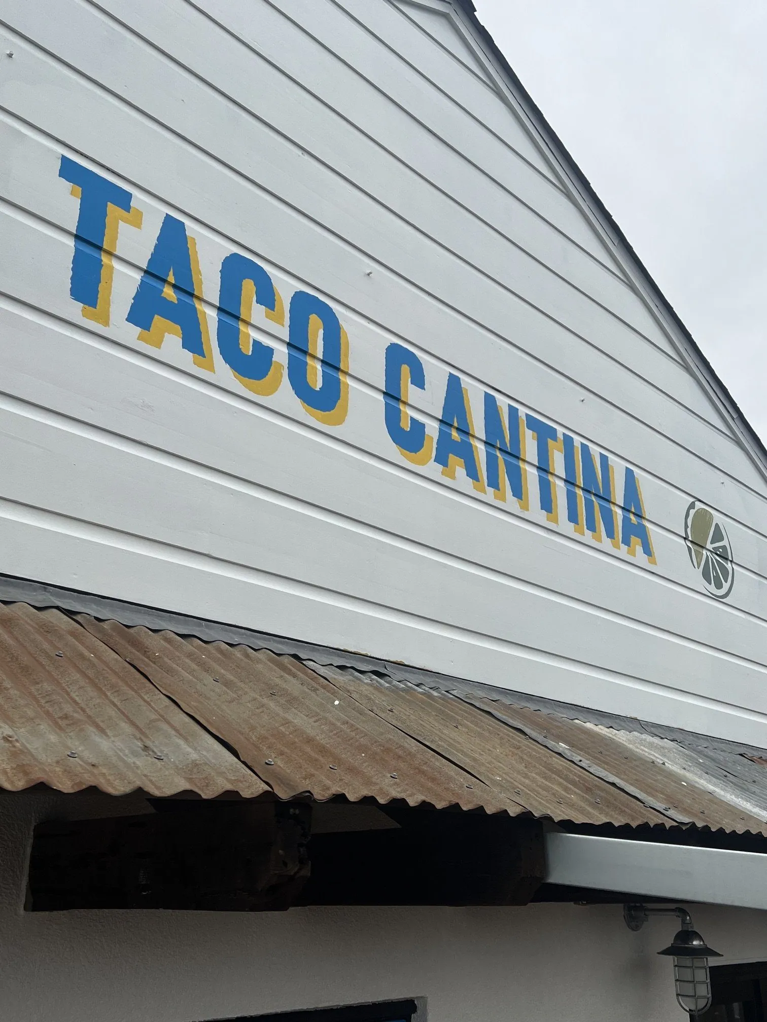TACO CANTINA — EXTERIOR LETTERING
